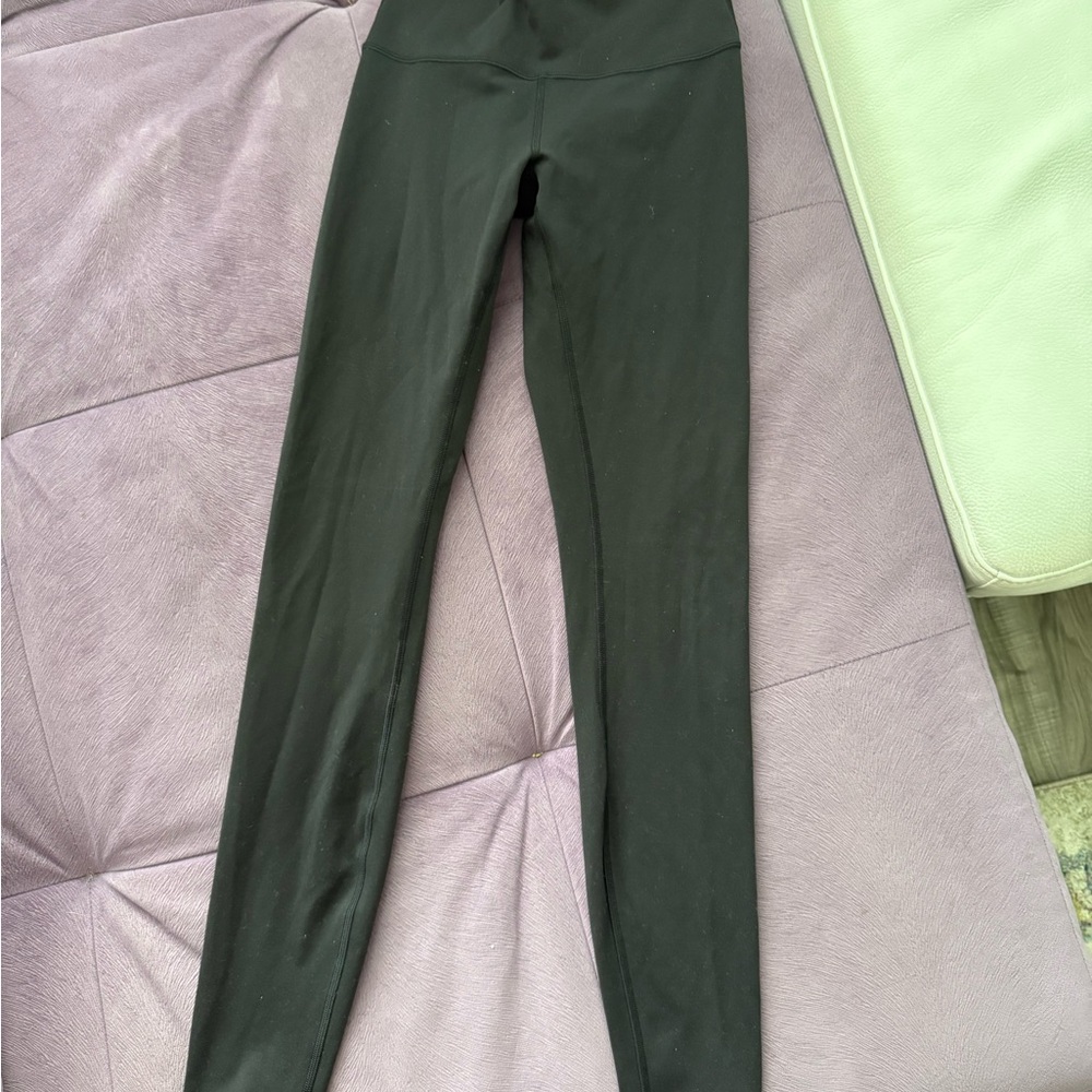 lululemon Black High-Waisted Leggings sz 4